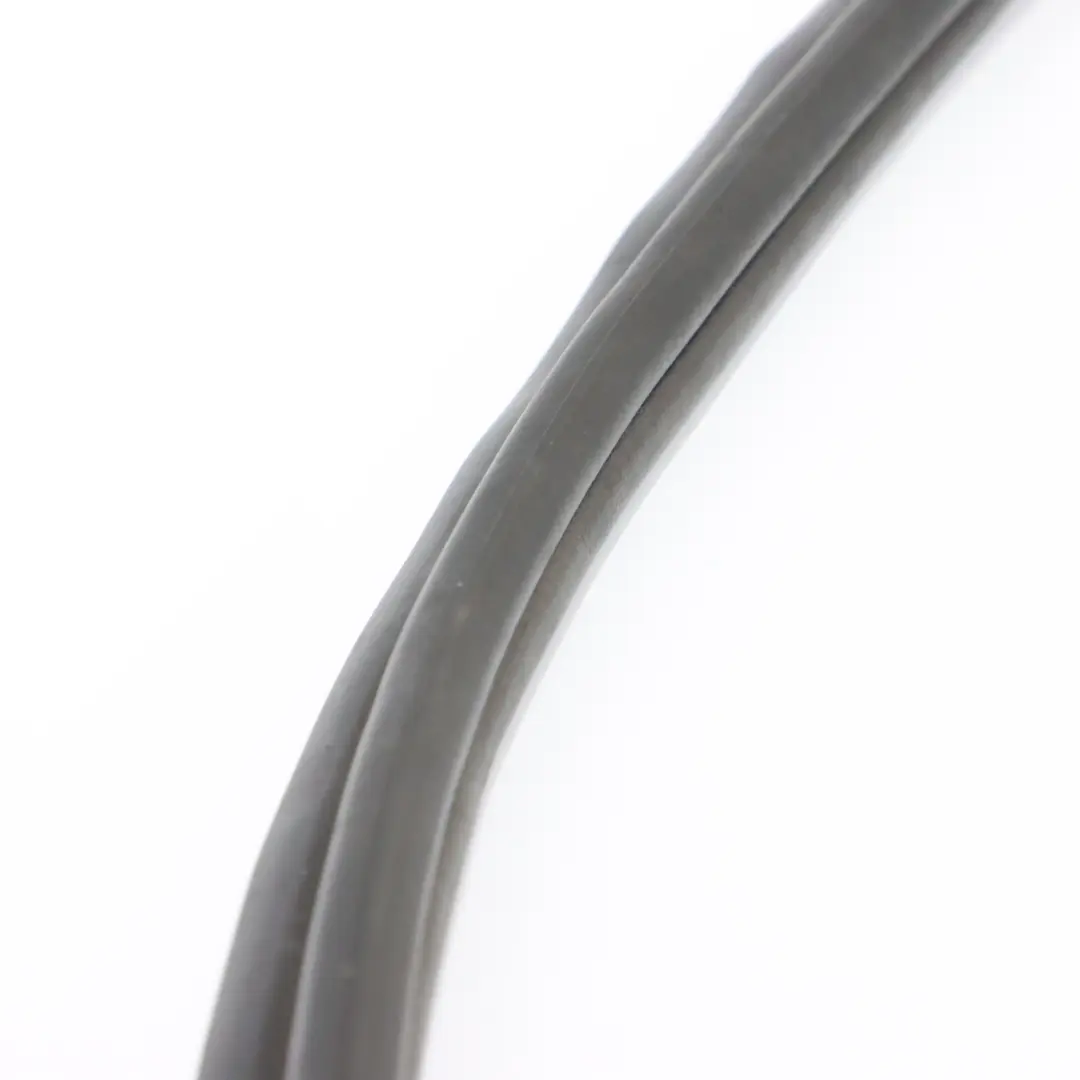 Mercedes X253 Trunk Lid Sealing Seal Gasket Tailgate A2537400078 - SKU A2537402500 - Part number A2537402500