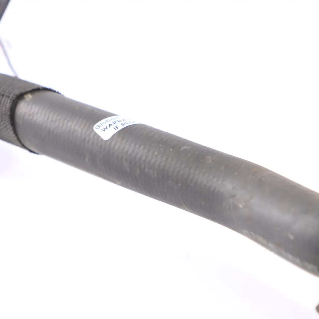 Tubo refrigerante riscaldatore Mercedes C253 W213 Pompa acqua Linea riscaldatore per con numero di parte A2538308801 Tubo refrigerante riscaldatore Mercedes C253 W213 Pompa acqua Linea riscaldatore - SKU A2538308801 - Numero di parte A2538308801