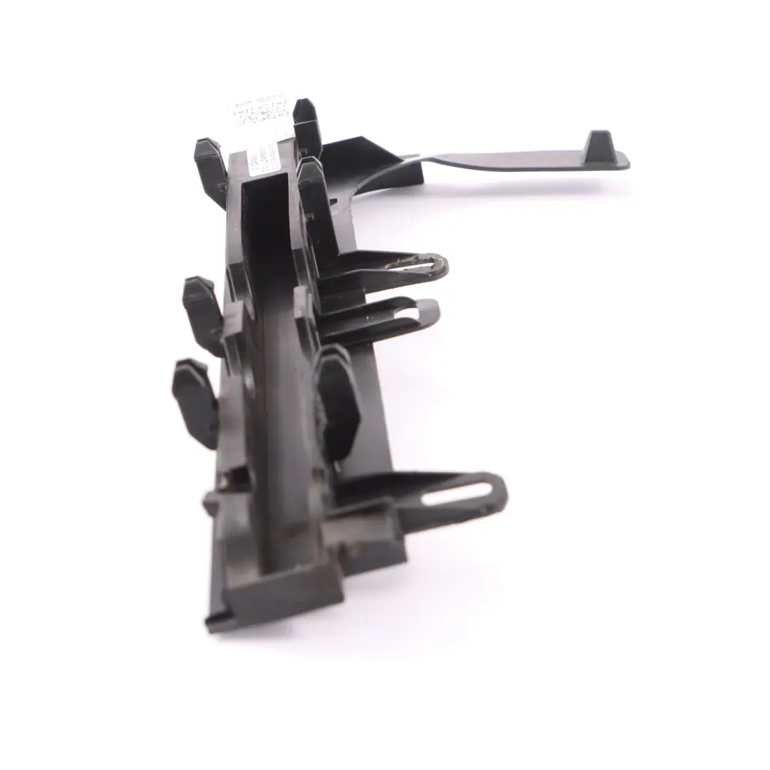 Duct Sealing Mount Holder Bracket to Mercedes X253 Air with Part number A2538314400 Mercedes X253 Air Duct Sealing Mount Holder Bracket - SKU A2538314400 - Part number A2538314400