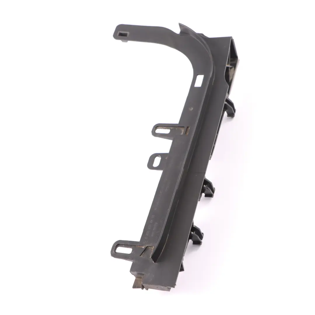 Support fixation pour le scellement des conduits d'air pour Mercedes X253 à propos du numéro de pièce A2538314400 Mercedes X253 Support fixation pour le scellement des conduits d'air - SKU A2538314400 - Numéro de pièce A2538314400