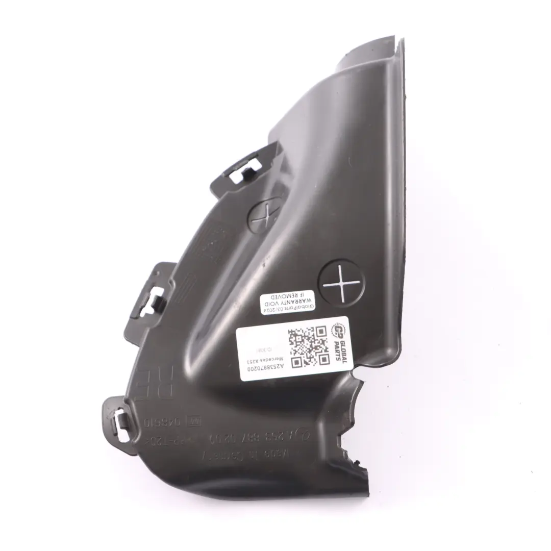 Condotto d'aria Mercedes X253 Griglia Separazione flusso d'aria destra per con numero di parte A2538870200 Condotto d'aria Mercedes X253 Griglia Separazione flusso d'aria destra - SKU A2538870200 - Numero di parte A2538870200
