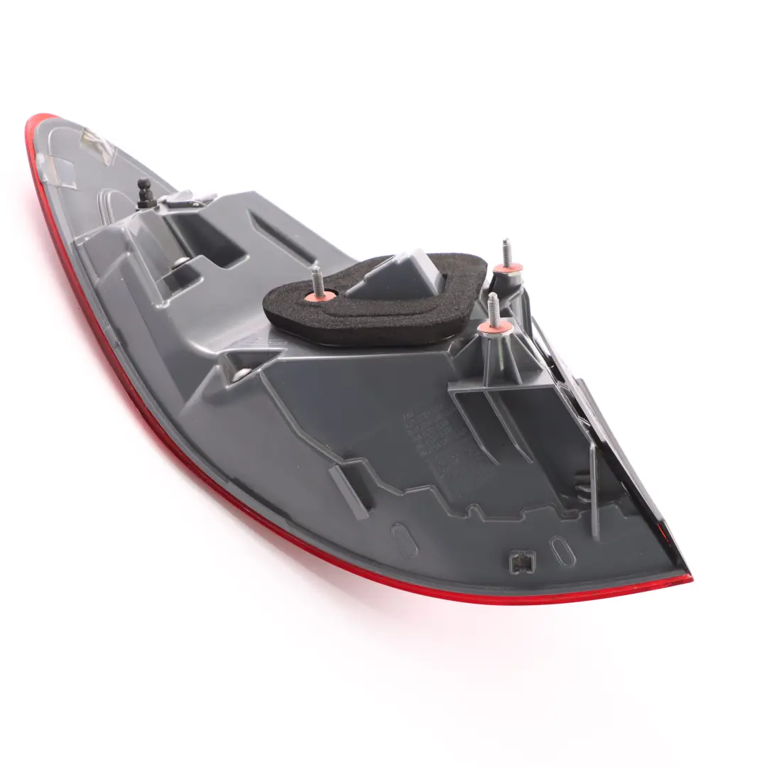 W253 Rear Tail Light Lamp Right O/S to Mercedes GLC X253 with Part number A2539061000 Mercedes GLC X253 W253 Rear Tail Light Lamp Right O/S - SKU A2539061000 - Part number A2539061000