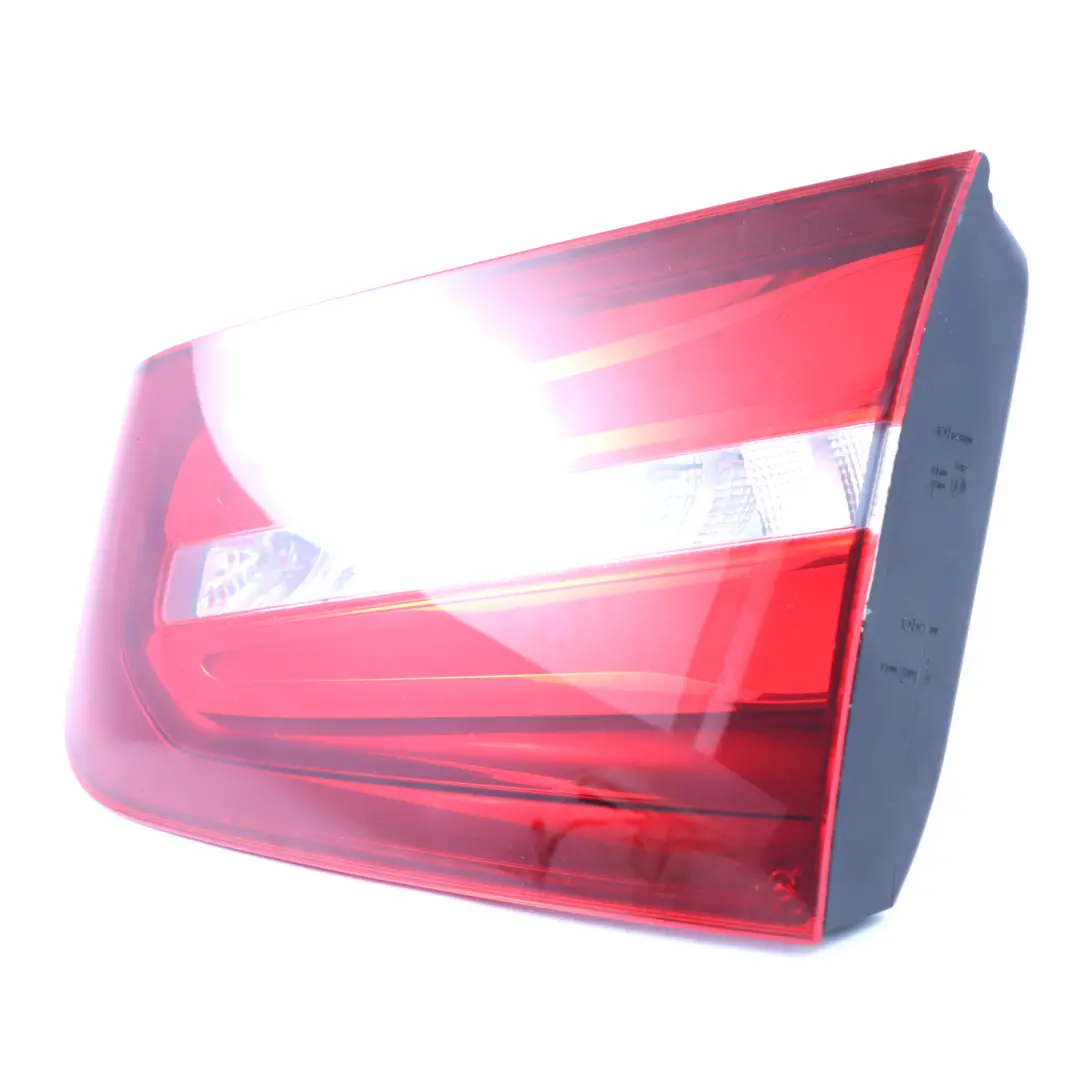 Lampada posteriore Mercedes X253 GLC 220d Coperchio del bagagliaio destro Luce per con numero di parte A2539063200 Lampada posteriore Mercedes X253 GLC 220d Coperchio del bagagliaio destro Luce - SKU A2539063200 - Numero di parte A2539063200