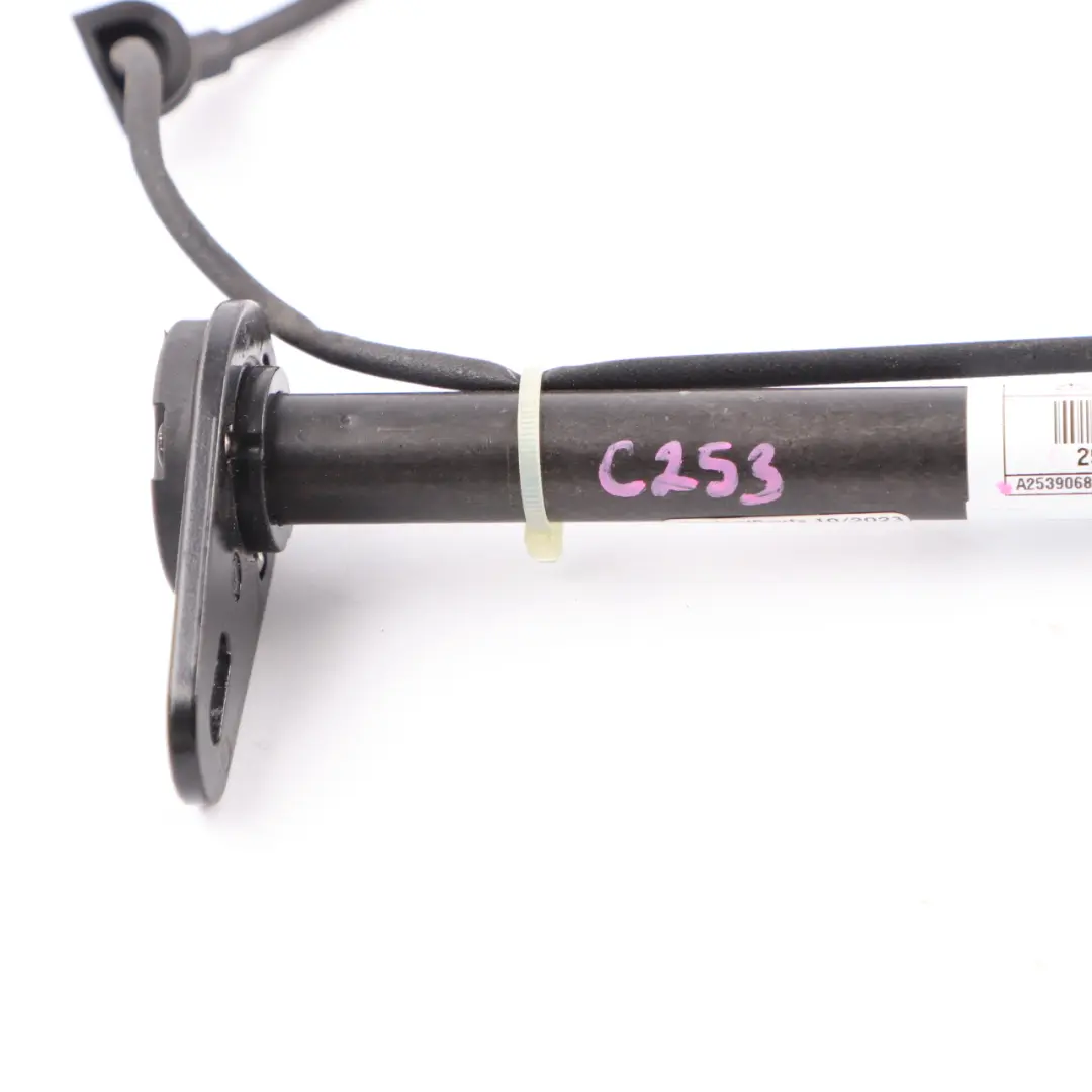 W253 Actionneur capot Protection piétons Gauche Droite pour Mercedes à propos du numéro de pièce A2539068503 Mercedes W253 Actionneur capot Protection piétons Gauche Droite - SKU A2539068503 - Numéro de pièce A2539068503