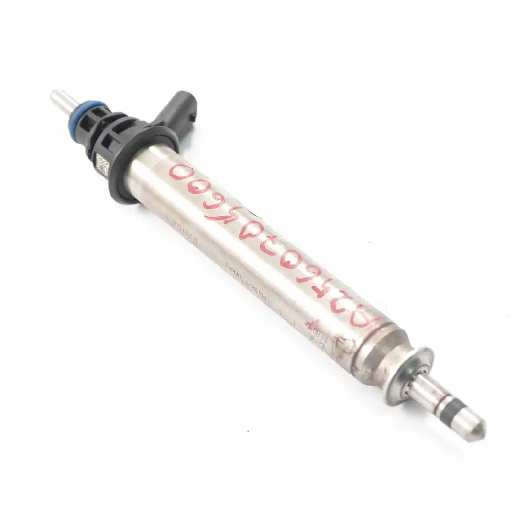  Einspritzdüse Mercedes W177 AMG Benzinmotor Kraftstoffeinspritzung A2560700187 - SKU A2560705600 - Teilenummer A2560705600