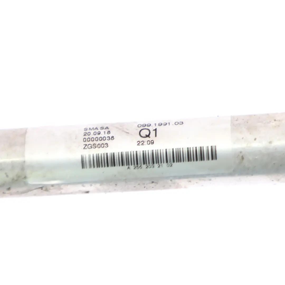 Mercedes W213 Manguera del refrigerador de la transmisión - SKU A2562032102 - Número de pieza A2562032102