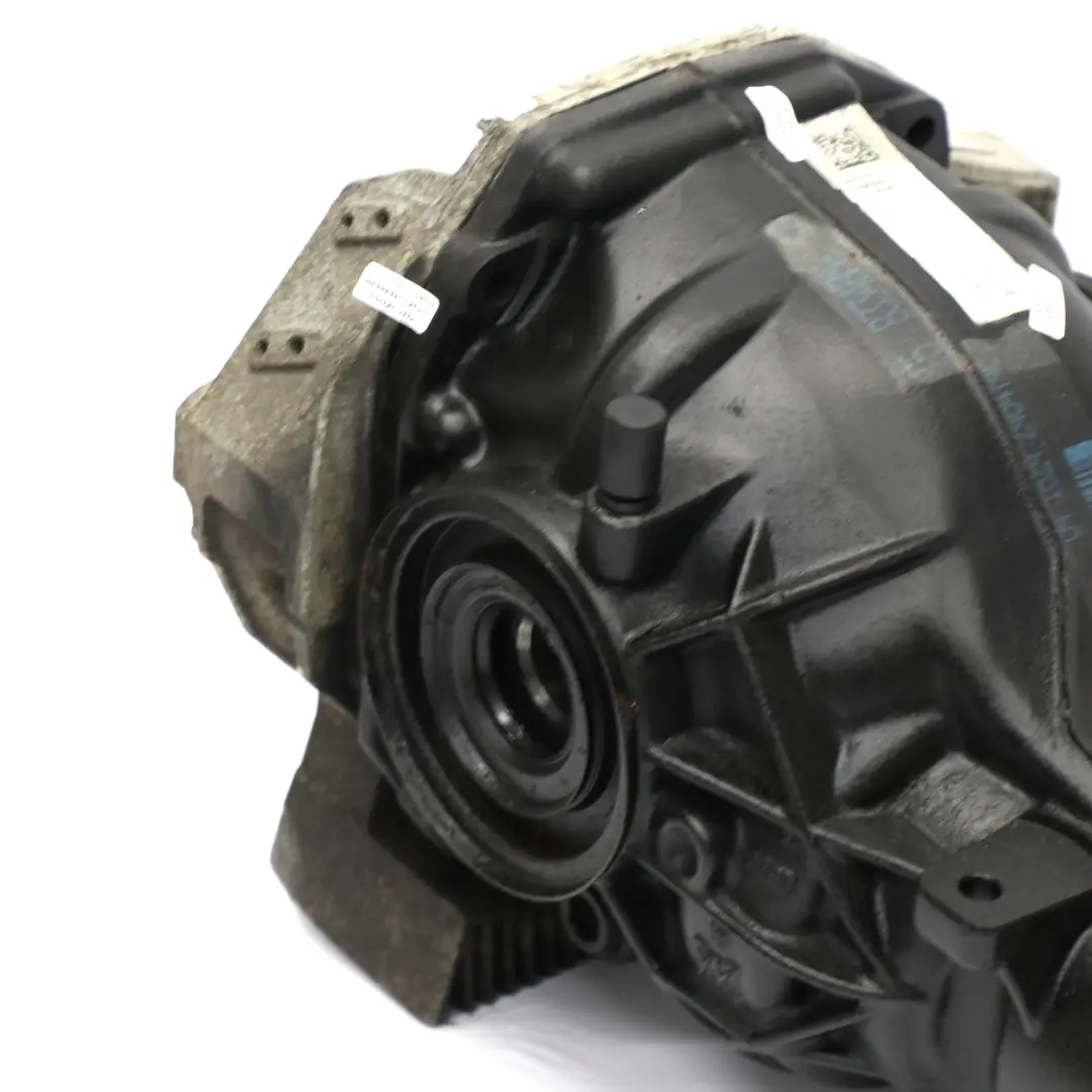 Diferencial Trasero 3,06 GARANTÍA para Mercedes W213 C238 C257 AMG con número de pieza A2573506400 Mercedes W213 C238 C257 AMG Diferencial Trasero 3,06 GARANTÍA - SKU A2573506400 - Número de pieza A2573506400