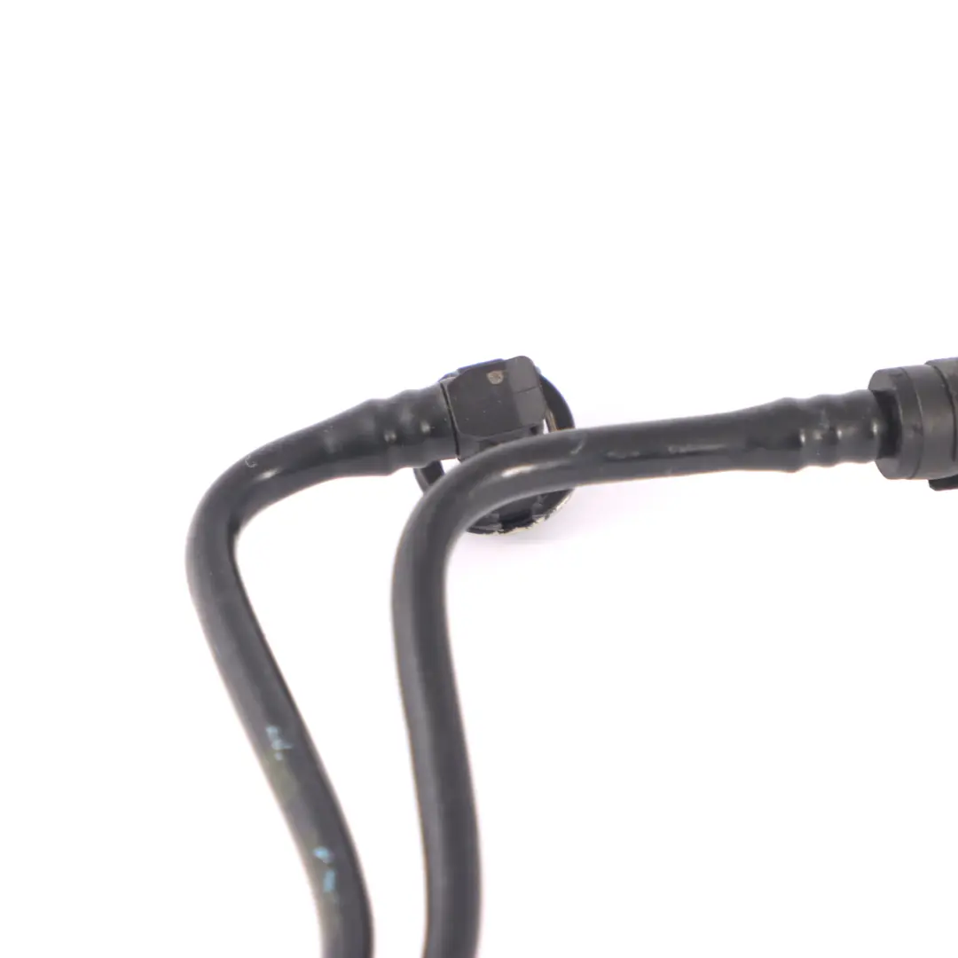 Entlüftungs Leitung Mercedes W213 C238 M256 Ausgleichsbehälter zu Kühlerleitung für mit Teilenummer A2575010100 Entlüftungs Leitung Mercedes W213 C238 M256 Ausgleichsbehälter zu Kühlerleitung - SKU A2575010100 - Teilenummer A2575010100