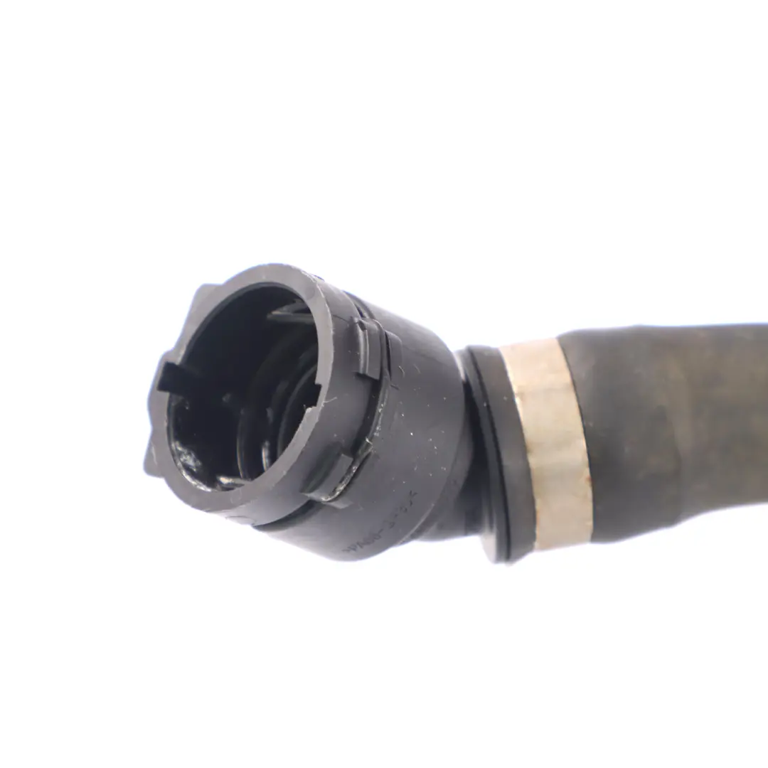 Tubo refrigerante Mercedes W213 C238 OM256 Serbatoio espansione Linea radiatore per con numero di parte A2575011900 Tubo refrigerante Mercedes W213 C238 OM256 Serbatoio espansione Linea radiatore - SKU A2575011900 - Numero di parte A2575011900