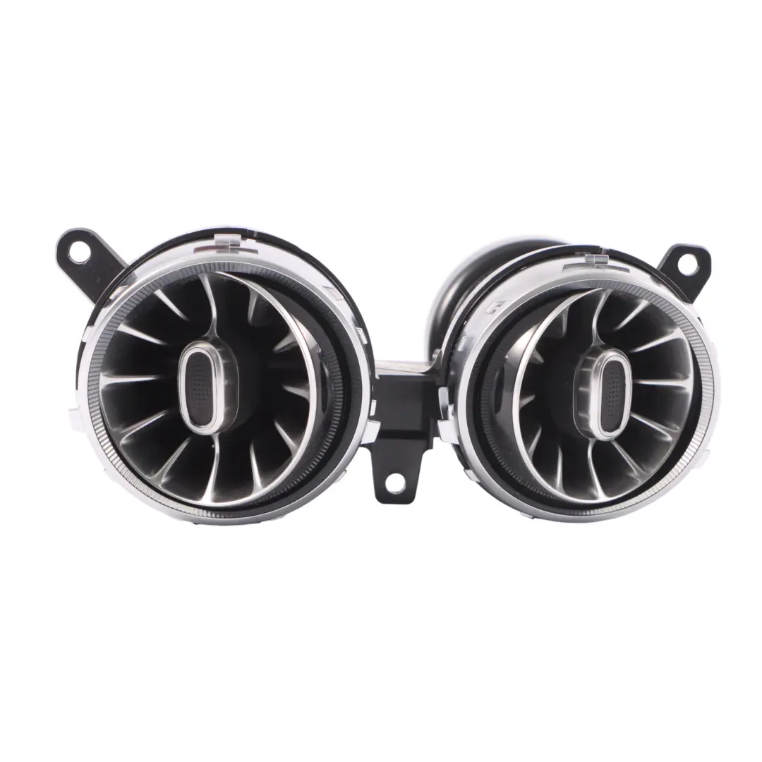 Kratka Nawiewu Przód Środek Lewa do Mercedes A238 AMG o numerze A2578302300 Mercedes A238 AMG Kratka Nawiewu Przód Środek Lewa - SKU A2578302300 - Numer Części A2578302300