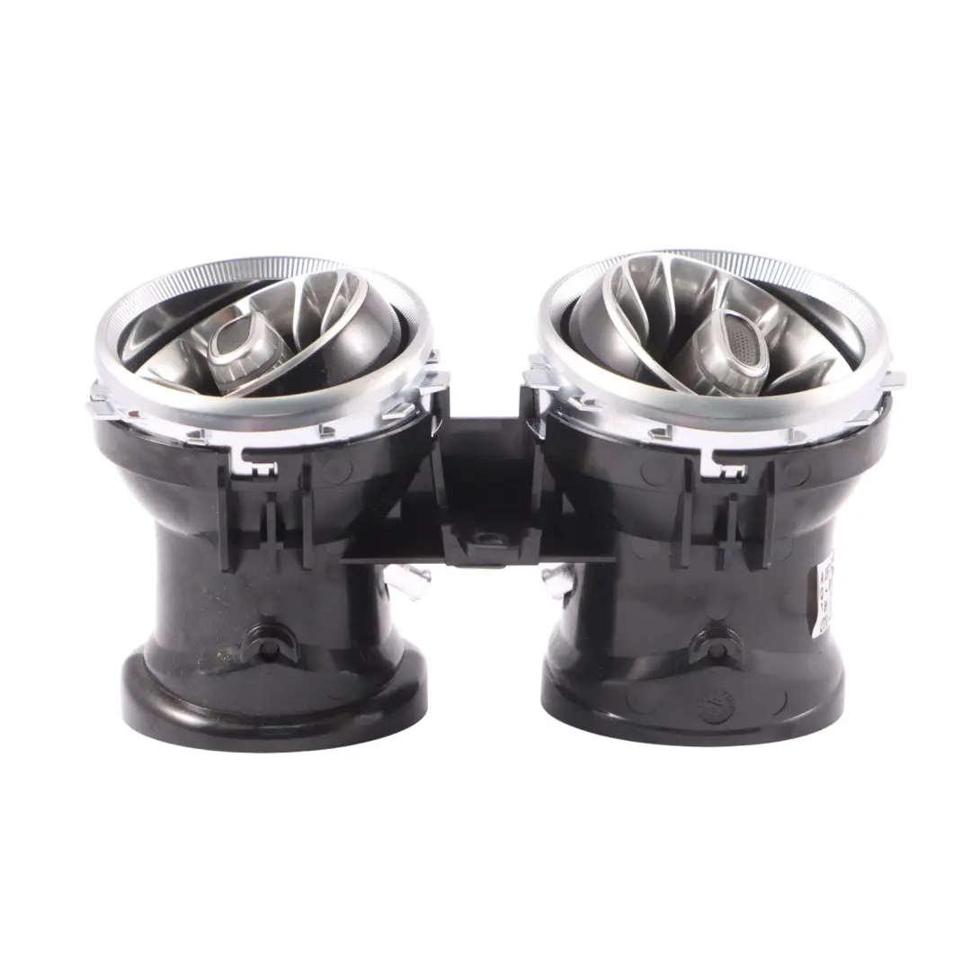 Cruscotto Bocchetta d'aria centrale destra per Mercedes A238 AMG con numero di parte A2578302400 Mercedes A238 AMG Cruscotto Bocchetta d'aria centrale destra - SKU A2578302400 - Numero di parte A2578302400