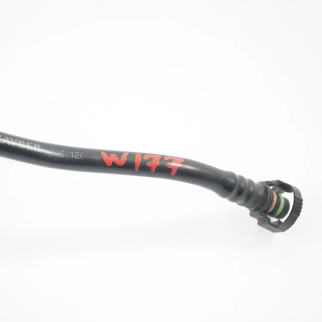 Tubo vuoto Mercedes W177 A35 M260 benzina linea tubo motore per con numero di parte A2600180200 Tubo vuoto Mercedes W177 A35 M260 benzina linea tubo motore - SKU A2600180200 - Numero di parte A2600180200