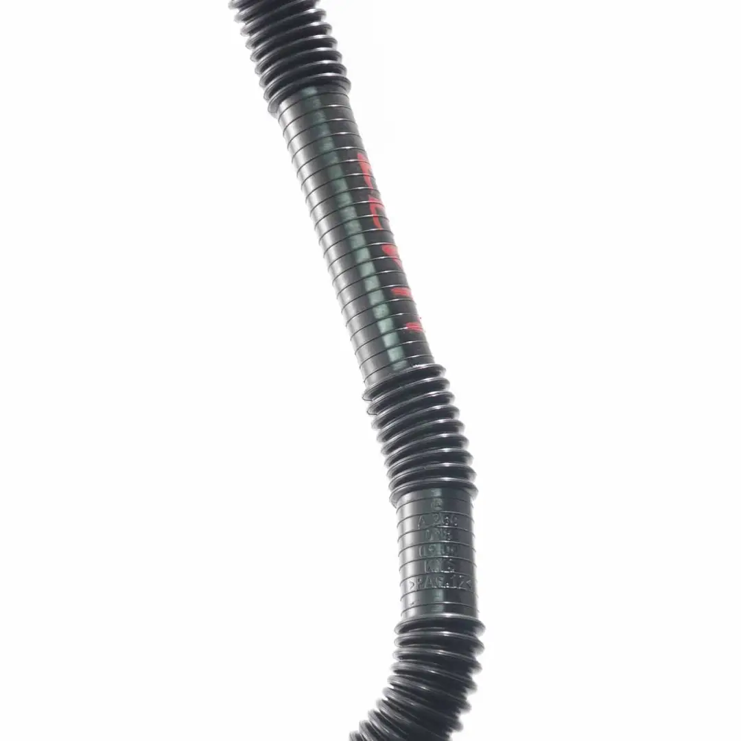 Tubo Radiador Motor Mercedes W177 M260 Manguera Línea Ventilación Refrigerante para con número de pieza A2600180500 Tubo Radiador Motor Mercedes W177 M260 Manguera Línea Ventilación Refrigerante - SKU A2600180500 - Número de pieza A2600180500