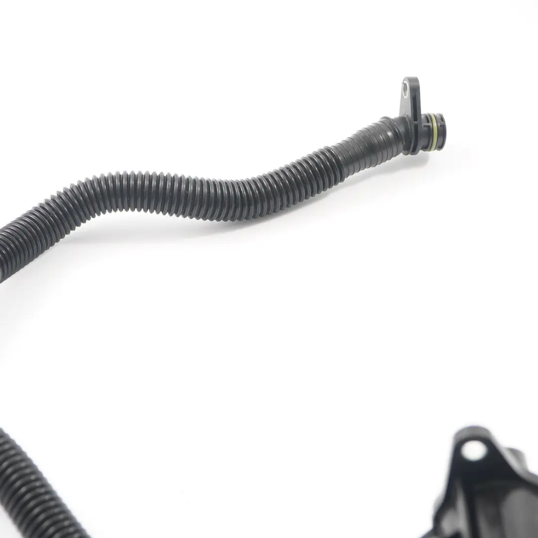 Cuello llenado aceite Mercedes W177 A35 AMG M260 Tapa tubo motor para con número de pieza A2600181000 Cuello llenado aceite Mercedes W177 A35 AMG M260 Tapa tubo motor - SKU A2600181000 - Número de pieza A2600181000