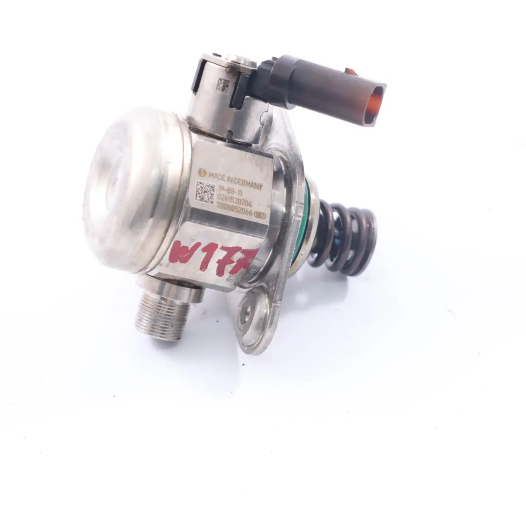 M260 Pompa benzina iniezione alta pressione per Mercedes W177 con numero di parte A2600700500 Mercedes W177 M260 Pompa benzina iniezione alta pressione - SKU A2600700500 - Numero di parte A2600700500