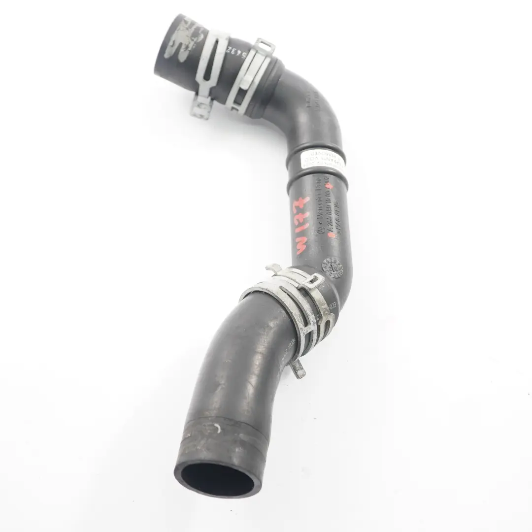 Tubo aspirazione Mercedes W177 M260 Tubo flessibile linea carica per con numero di parte A2600901000 Tubo aspirazione Mercedes W177 M260 Tubo flessibile linea carica - SKU A2600901000 - Numero di parte A2600901000