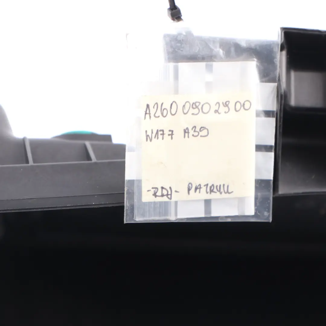 Mercedes W177 W247 M260 Caja filtro de admisión de aire del motor - SKU A2600902900 - Número de pieza A2600902900