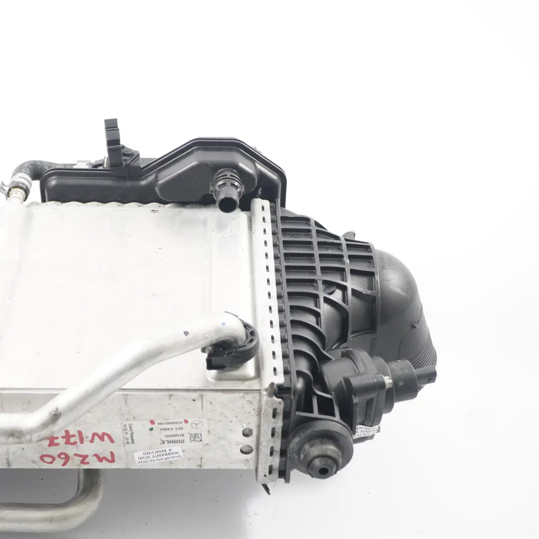 M260 AMG A35 Lade luft kühler für Mercedes W177 mit Teilenummer A2600903100 Mercedes W177 M260 AMG A35 Lade luft kühler - SKU A2600903100 - Teilenummer A2600903100
