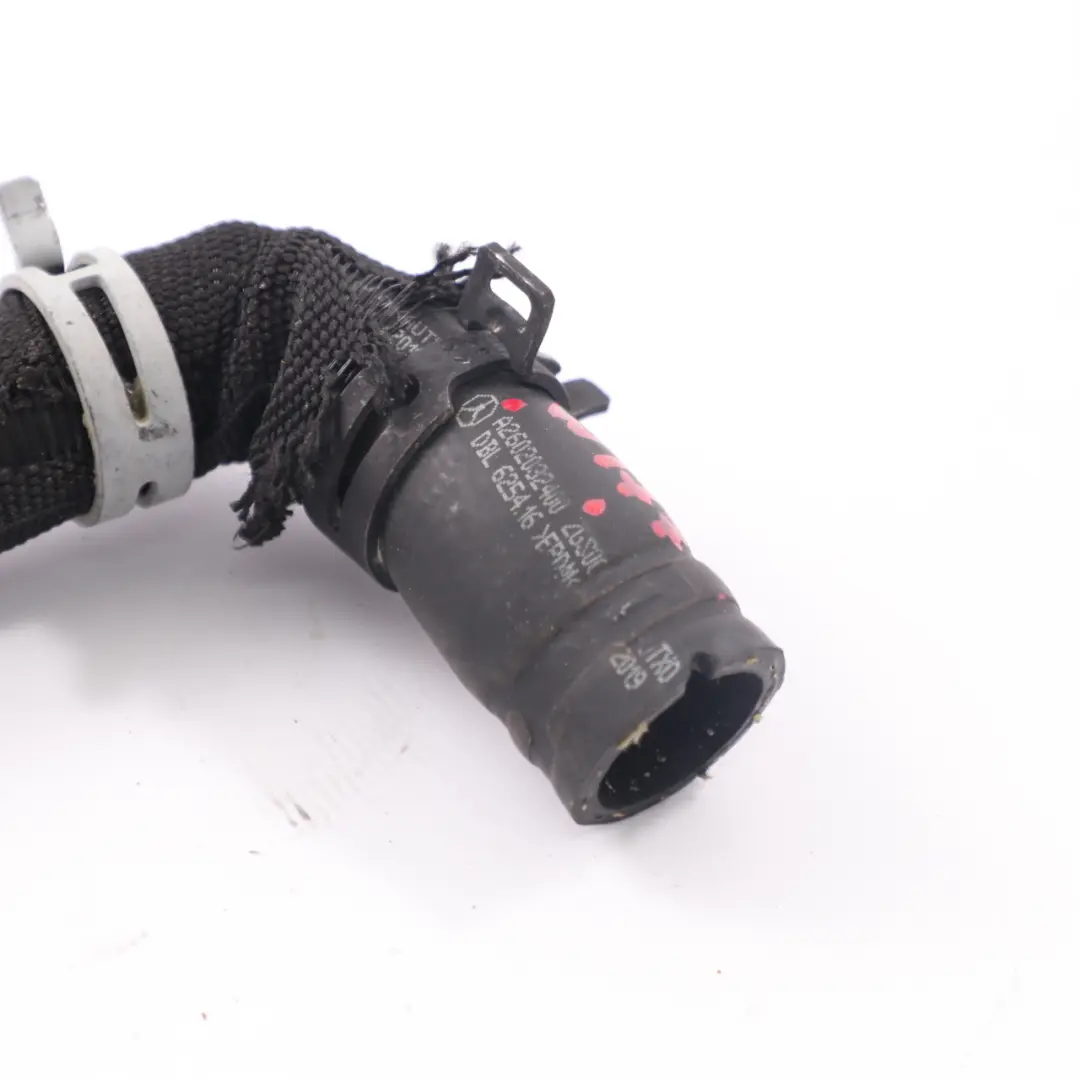 M260 Admisión de Aire Manguera de Carga Tubo para Mercedes W177 W247 con número de pieza A2602032400 Mercedes W177 W247 M260 Admisión de Aire Manguera de Carga Tubo - SKU A2602032400 - Número de pieza A2602032400