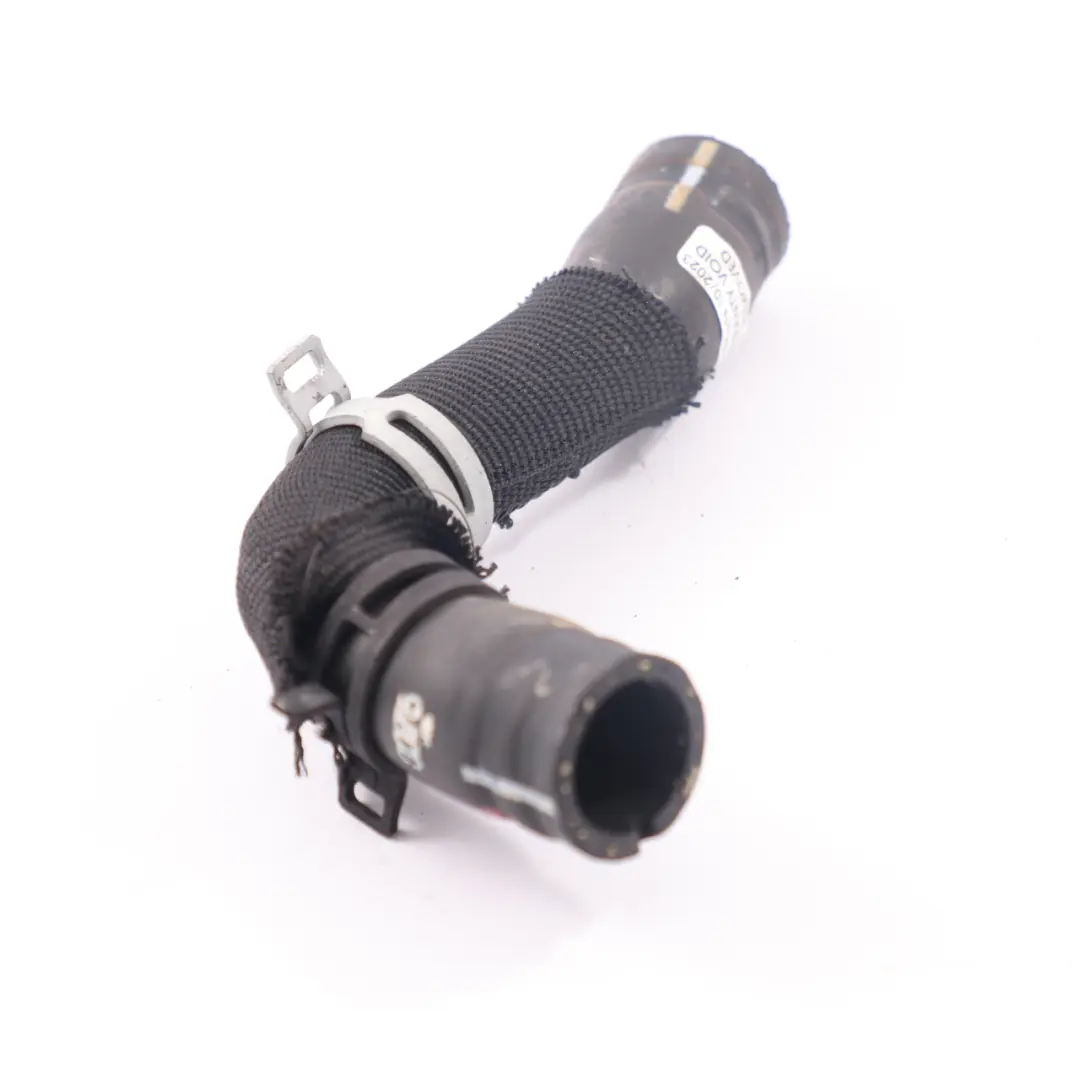 M260 Tuyau de charge d'air d'admission pour Mercedes W177 W247 à propos du numéro de pièce A2602032400 Mercedes W177 W247 M260 Tuyau de charge d'air d'admission - SKU A2602032400 - Numéro de pièce A2602032400