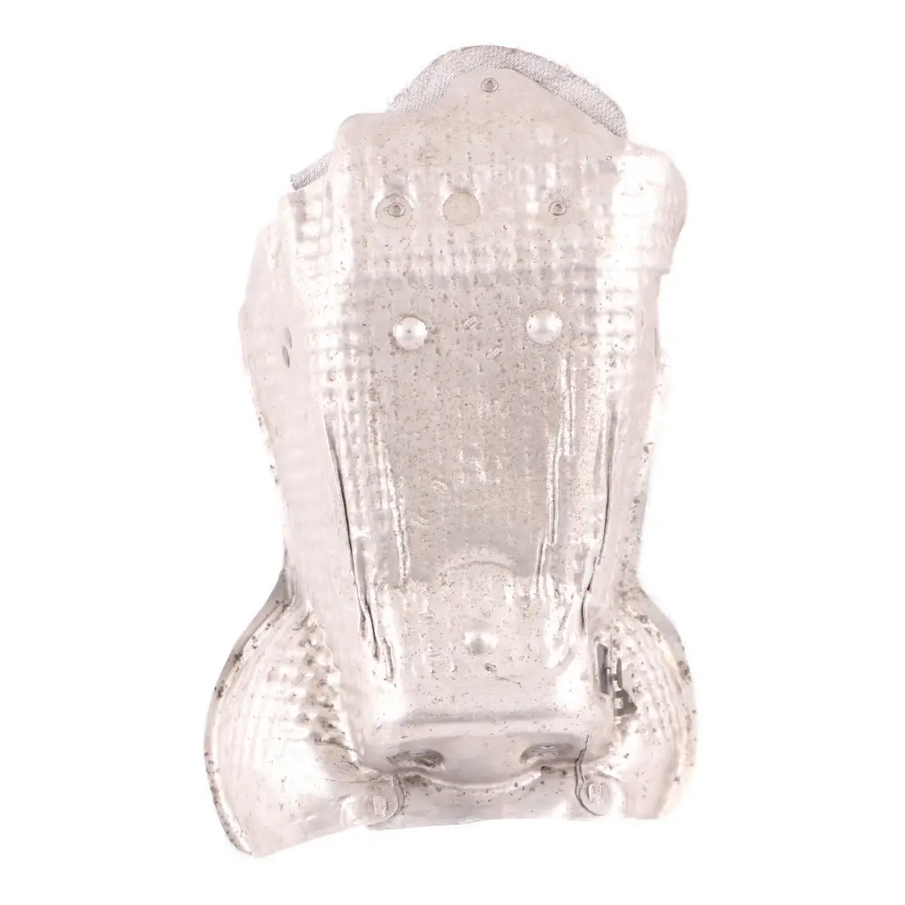 Térmico Mercedes W205 M264 Cubierta Placa Cribado Derecha para Escudo con número de pieza A2640184700 Escudo Térmico Mercedes W205 M264 Cubierta Placa Cribado Derecha - SKU A2640184700 - Número de pieza A2640184700