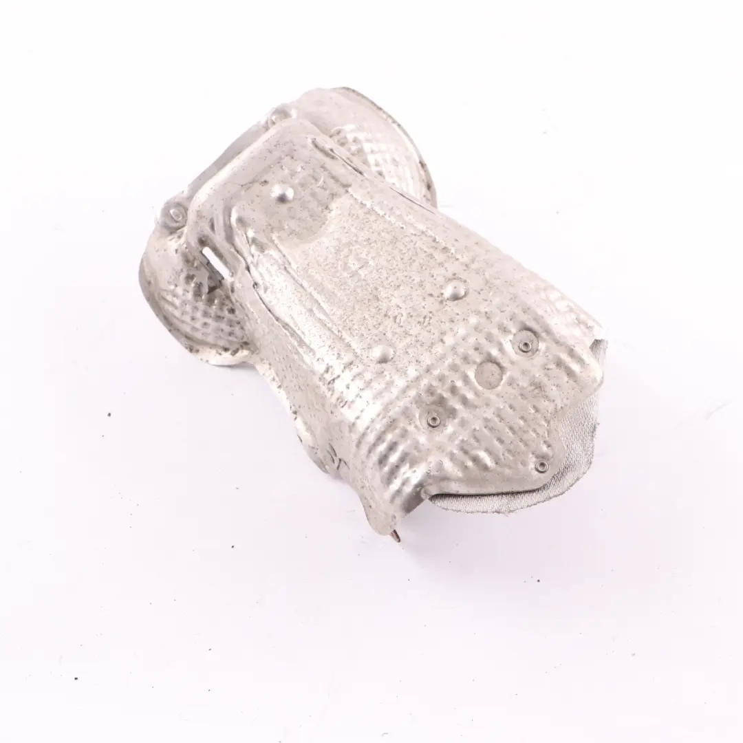 termico Mercedes W205 W213 M264 Coperchio schermante destra per Scudo con numero di parte A2640184700 Scudo termico Mercedes W205 W213 M264 Coperchio schermante destra - SKU A2640184700 - Numero di parte A2640184700