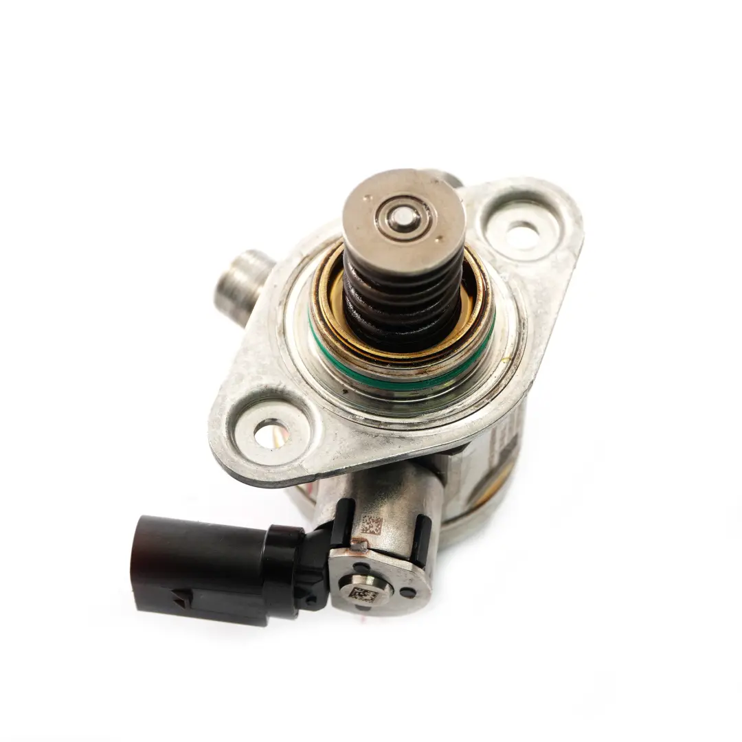 M264 Benzin Kraftstoff pumpe Einspritzung Hochdruck für Mercedes W205 mit Teilenummer A2640700000 Mercedes W205 M264 Benzin Kraftstoff pumpe Einspritzung Hochdruck - SKU A2640700000 - Teilenummer A2640700000