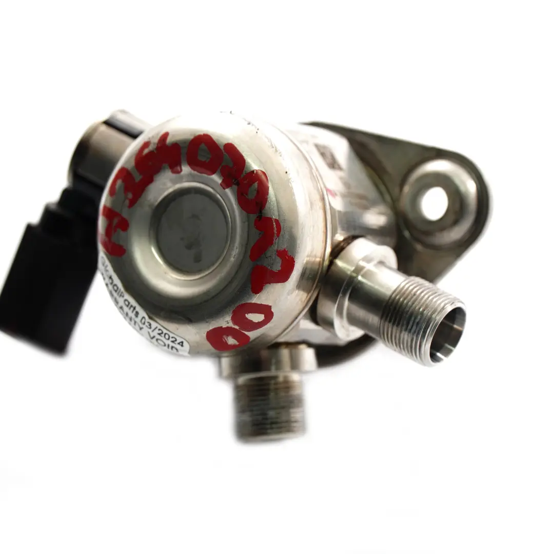 M264 Benzin Kraftstoff pumpe Einspritzung Hochdruck für Mercedes W205 mit Teilenummer A2640700000 Mercedes W205 M264 Benzin Kraftstoff pumpe Einspritzung Hochdruck - SKU A2640700000 - Teilenummer A2640700000