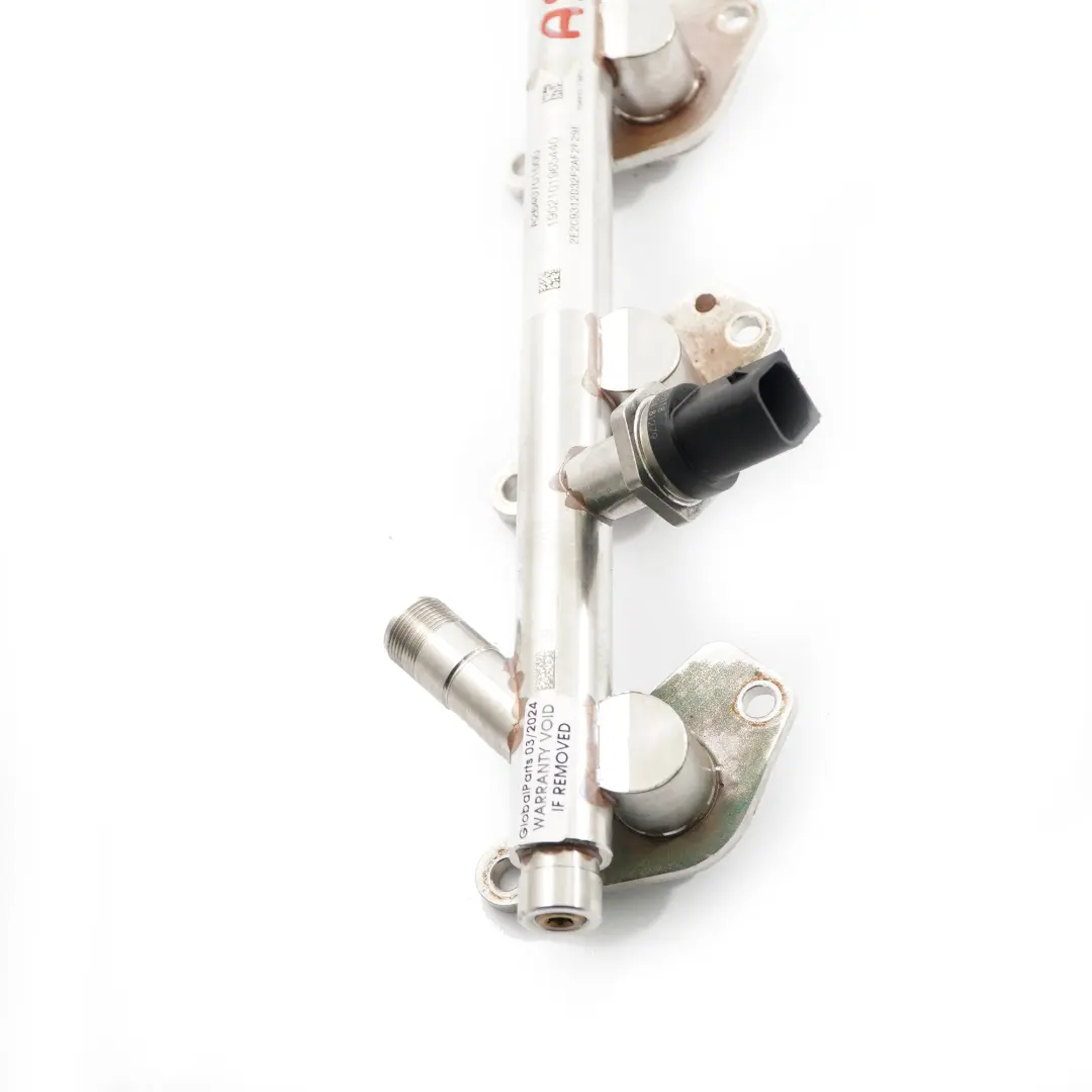 M264 Gasolina Inyector Inyección Línea ferroviaria A2640701000 para Mercedes W205 con número de pieza A2640701900 Mercedes W205 M264 Gasolina Inyector Inyección Línea ferroviaria A2640701000 - SKU A2640701900 - Número de pieza A2640701900