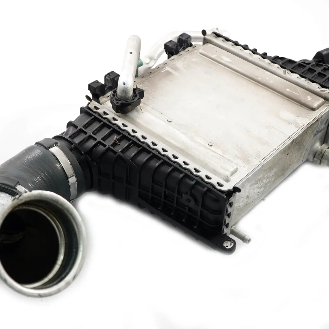 M264 Air Charge Cooler Radiator to Intercooler Mercedes W205 W213 C238 with Part number A2640905300 Intercooler Mercedes W205 W213 C238 M264 Air Charge Cooler Radiator - SKU A2640905300 - Part number A2640905300