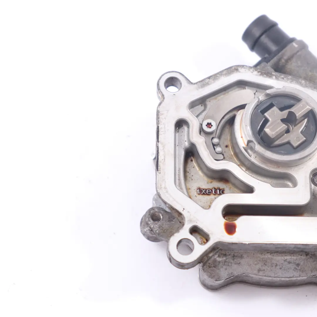 Mercedes W177 V177 M260 Pompe À Vide Essence - SKU A2641800000 - Numéro de pièce A2641800000