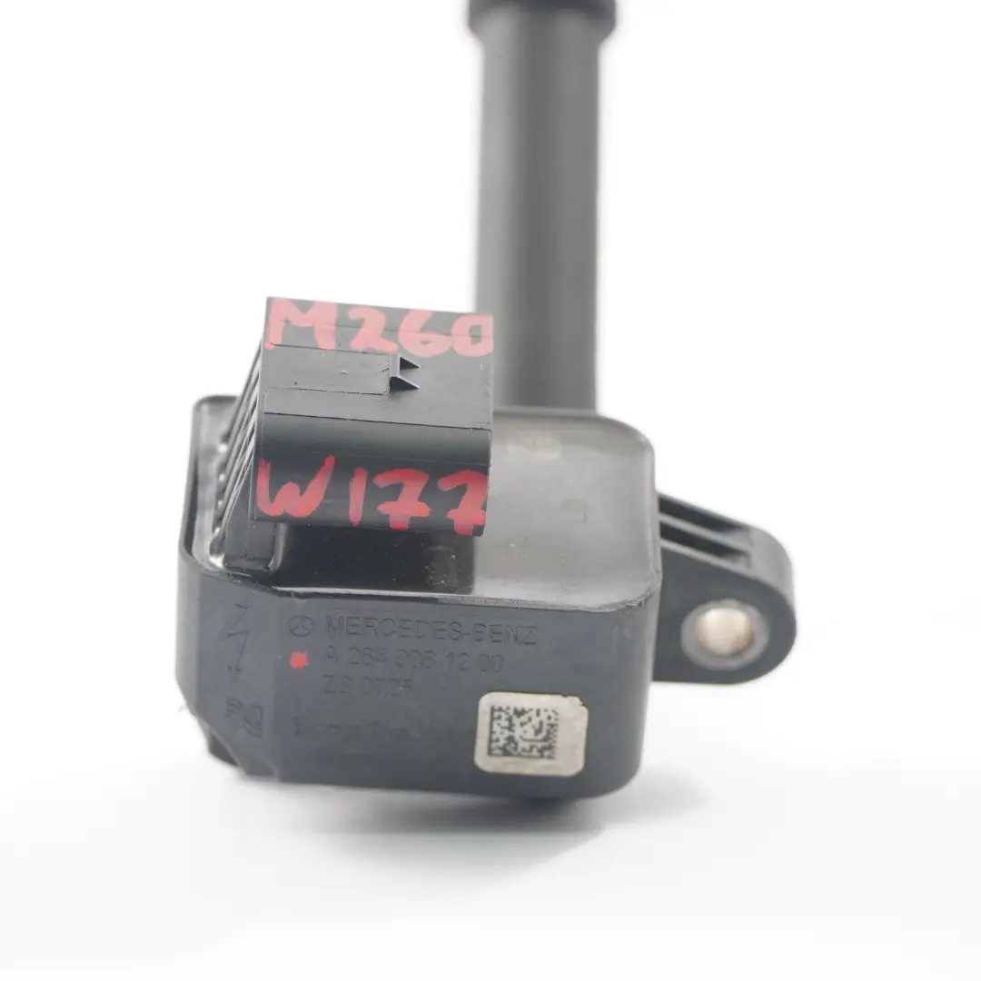 M264 M260 Bobine D'Allumage Pour Moteur Essence pour Mercedes W177 à propos du numéro de pièce A2649061200 Mercedes W177 M264 M260 Bobine D'Allumage Pour Moteur Essence - SKU A2649061200 - Numéro de pièce A2649061200