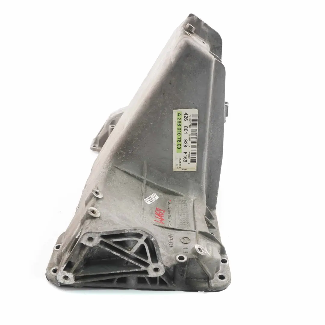 Coppa dell'olio Mercedes W169 W245 M266 Benzina Coperchio Vaschetta A2660140102 per con numero di parte A2660100113 Coppa dell'olio Mercedes W169 W245 M266 Benzina Coperchio Vaschetta A2660140102 - SKU A2660100113 - Numero di parte A2660100113