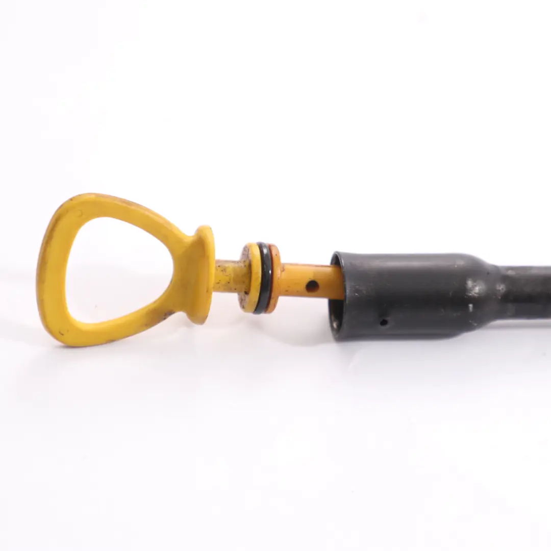 Asta livello dell'olio Mercedes W169 W245 M266 Tubo guida olio per con numero di parte A2660100866 Asta livello dell'olio Mercedes W169 W245 M266 Tubo guida olio - SKU A2660100866 - Numero di parte A2660100866