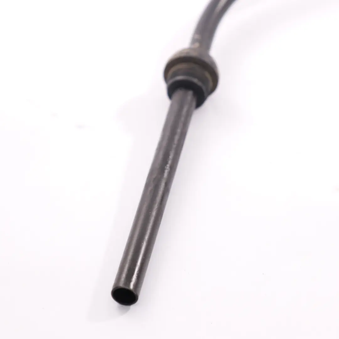 Jauge d'huile Mercedes W169 W245 M266 Tube guidage d'huile à essence pour à propos du numéro de pièce A2660100866 Jauge d'huile Mercedes W169 W245 M266 Tube guidage d'huile à essence - SKU A2660100866 - Numéro de pièce A2660100866