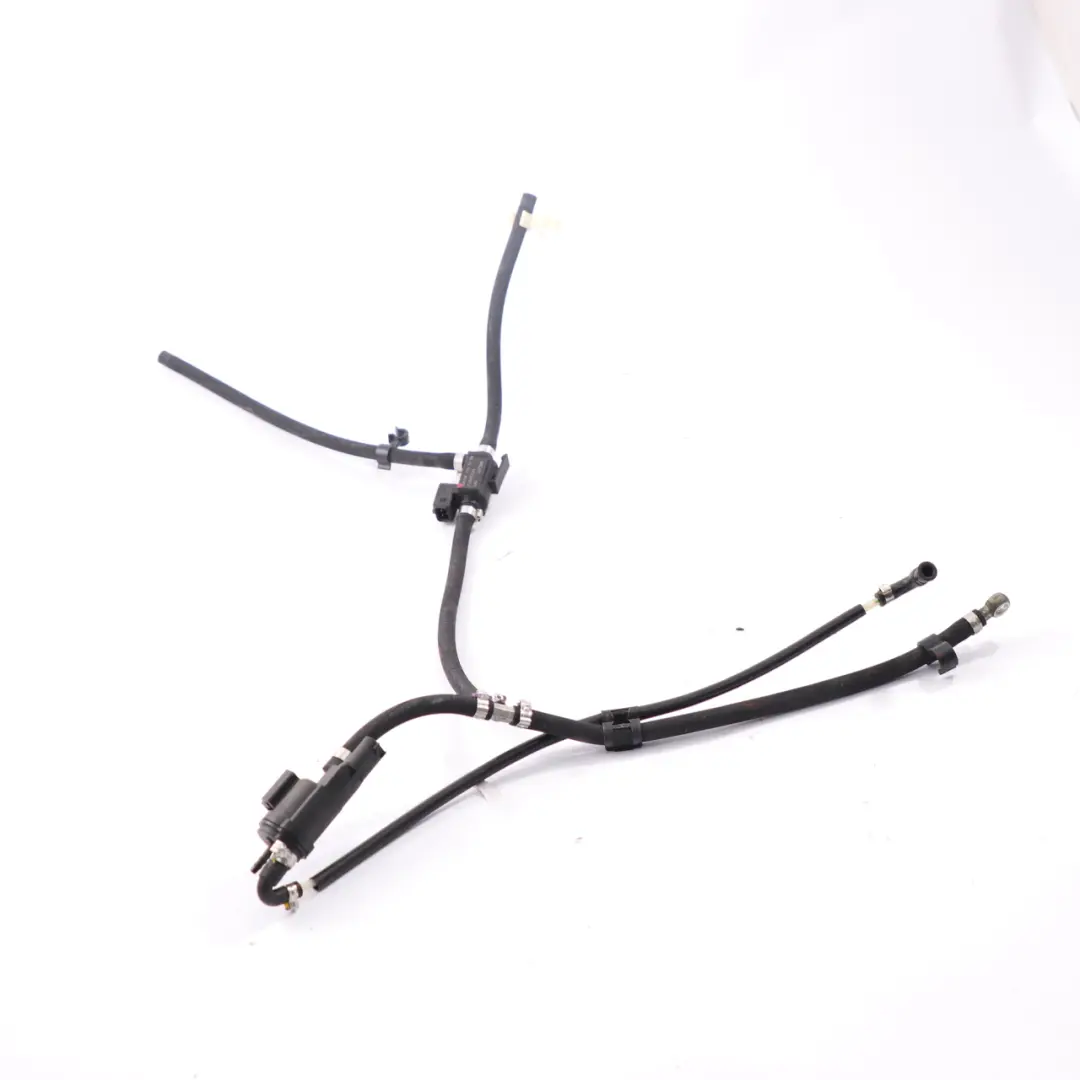 M266 Zawór Podciśnienia do Mercedes W204 o numerze A2661530059 Mercedes W204 M266 Zawór Podciśnienia - SKU A2661530059 - Numer Części A2661530059