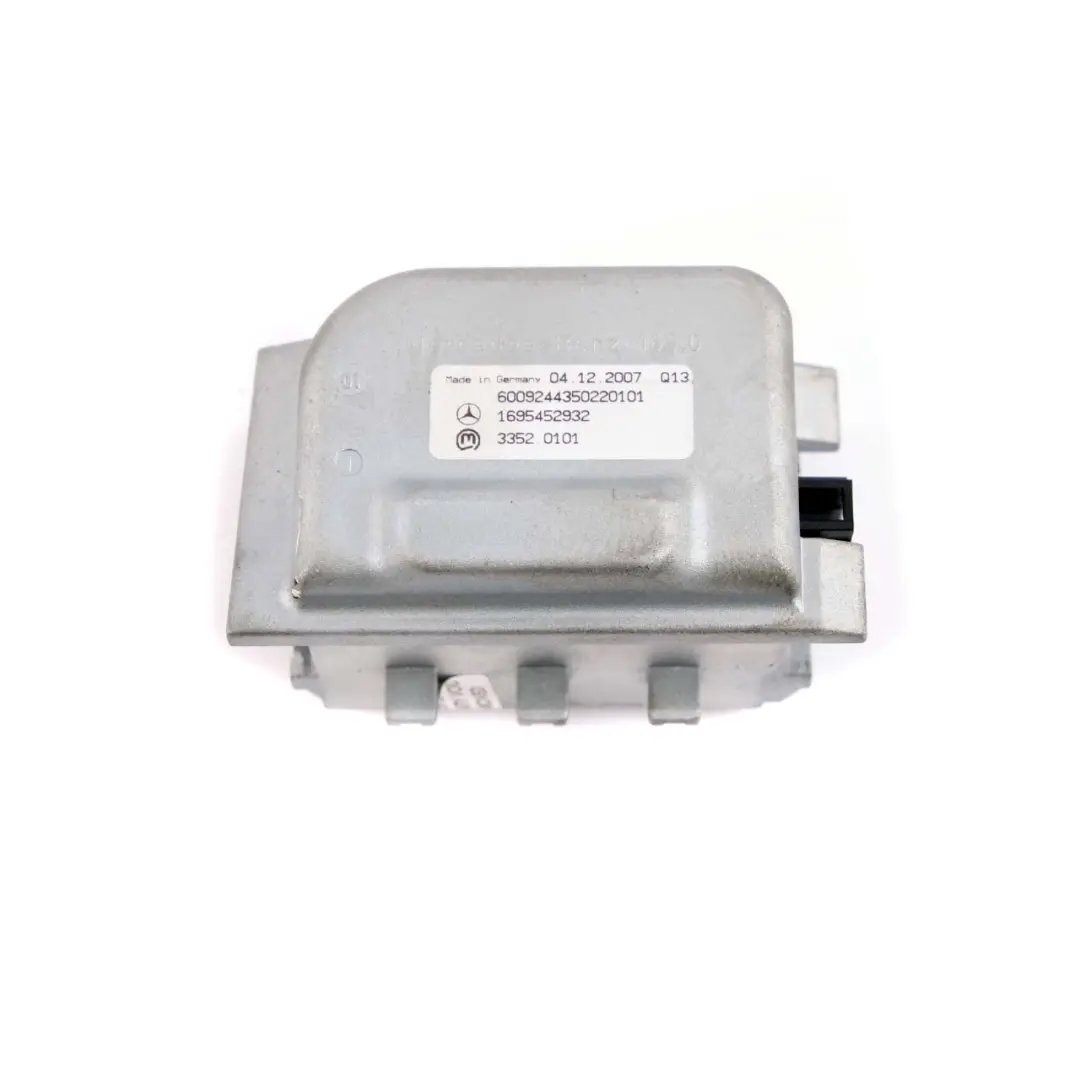 B160 M266 Engine Control ECU Kit Key Lock Automatic to Mercedes W245 with Part number A2661539779 Mercedes W245 B160 M266 Engine Control ECU Kit Key Lock Automatic - SKU A2661539779-1 - Part number A2661539779