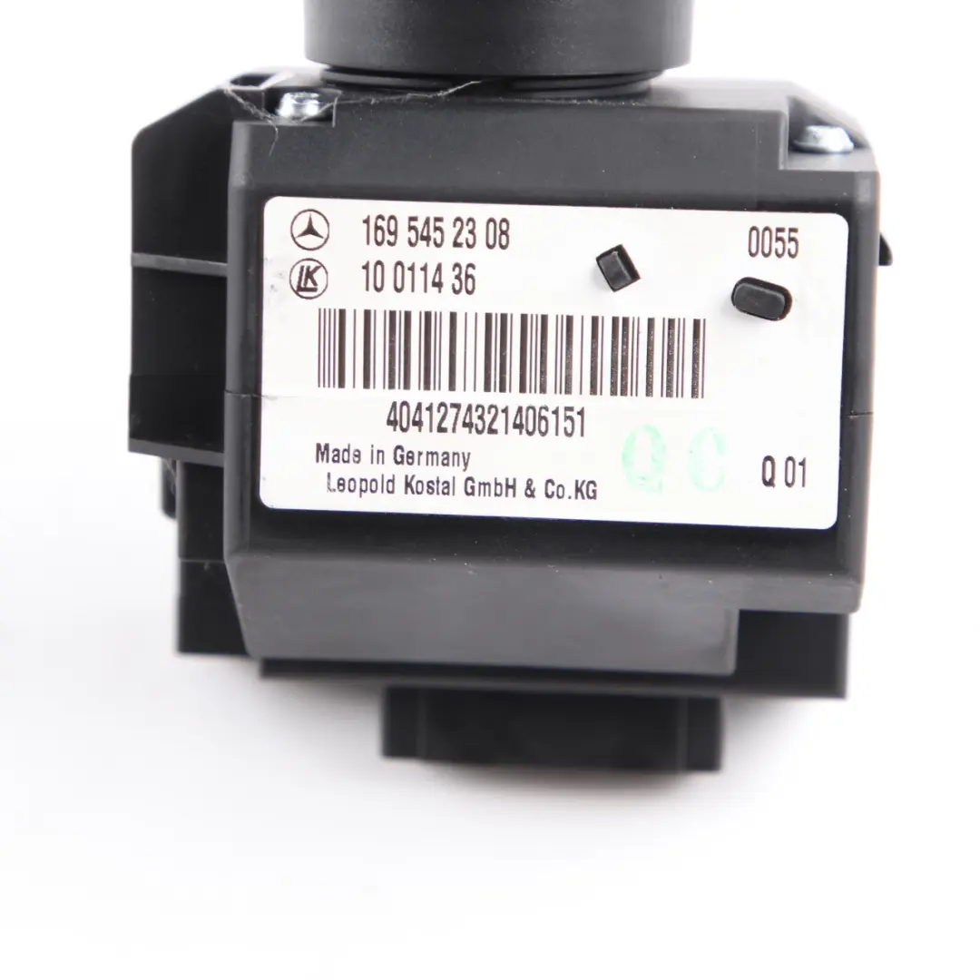 A180 266.940 Engine Control ECU Kit Key Lock Automatic to Mercedes W169 with Part number A2669000200 Mercedes W169 A180 266.940 Engine Control ECU Kit Key Lock Automatic - SKU A2669000200-1 - Part number A2669000200