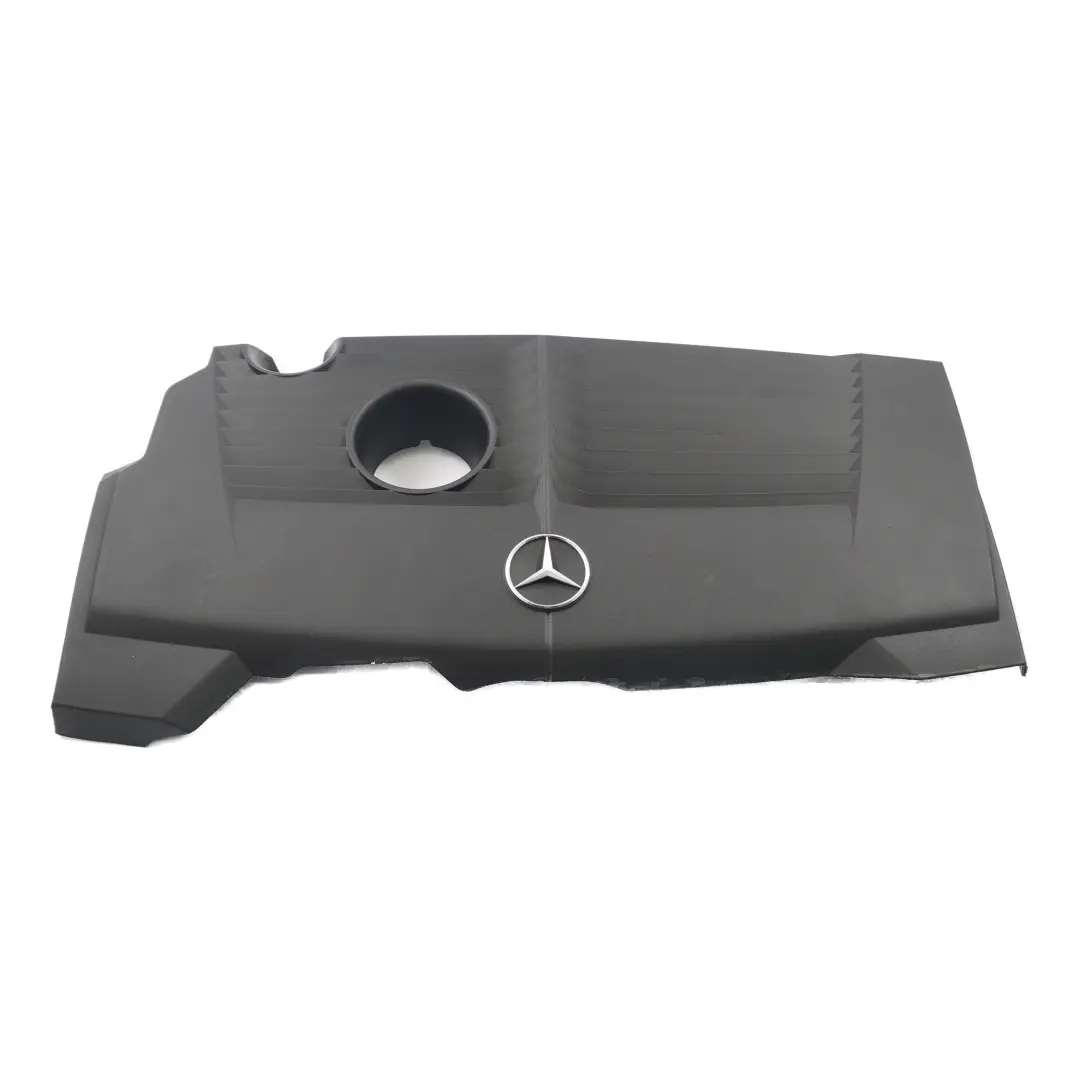 Tapa del motor Mercedes C117 W176 W246 M270 Panel superior acústico para con número de pieza A2700108203 Tapa del motor Mercedes C117 W176 W246 M270 Panel superior acústico - SKU A2700108203 - Número de pieza A2700108203