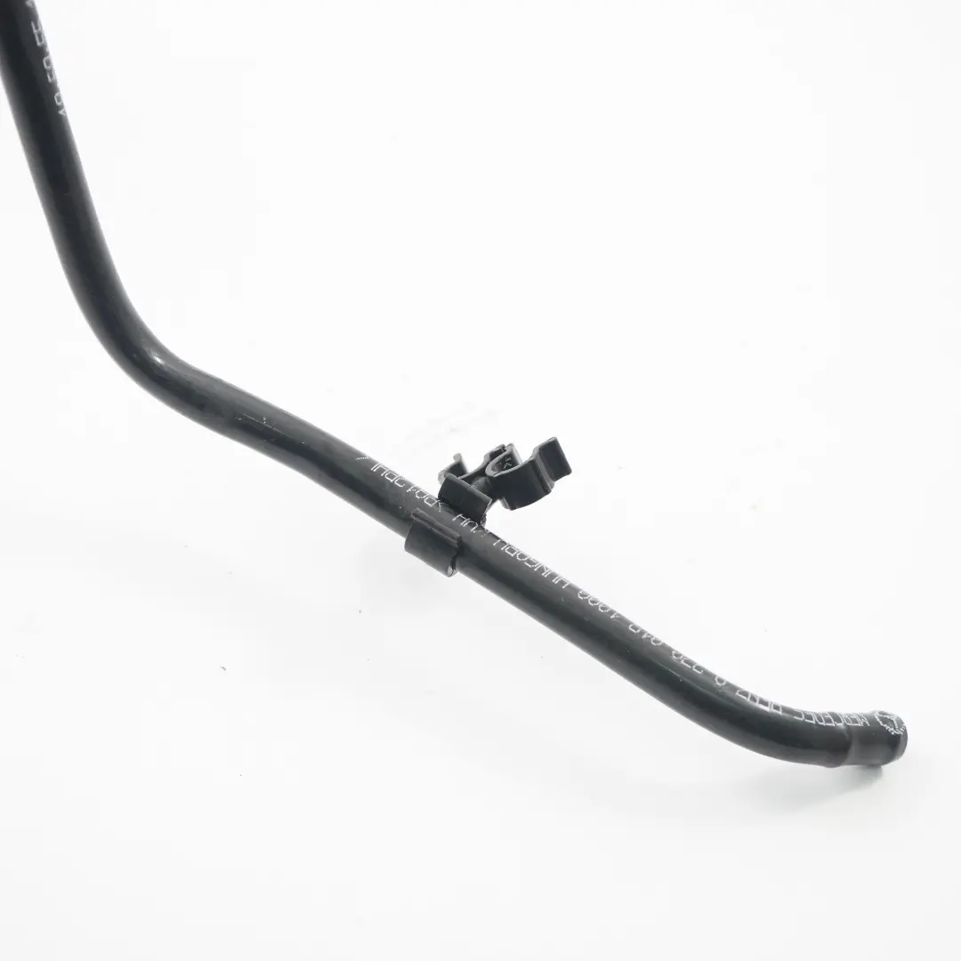 Tubo de vacío Mercedes W176 M270 Motor de gasolina Manguera para con número de pieza A2700181000 Tubo de vacío Mercedes W176 M270 Motor de gasolina Manguera - SKU A2700181000 - Número de pieza A2700181000