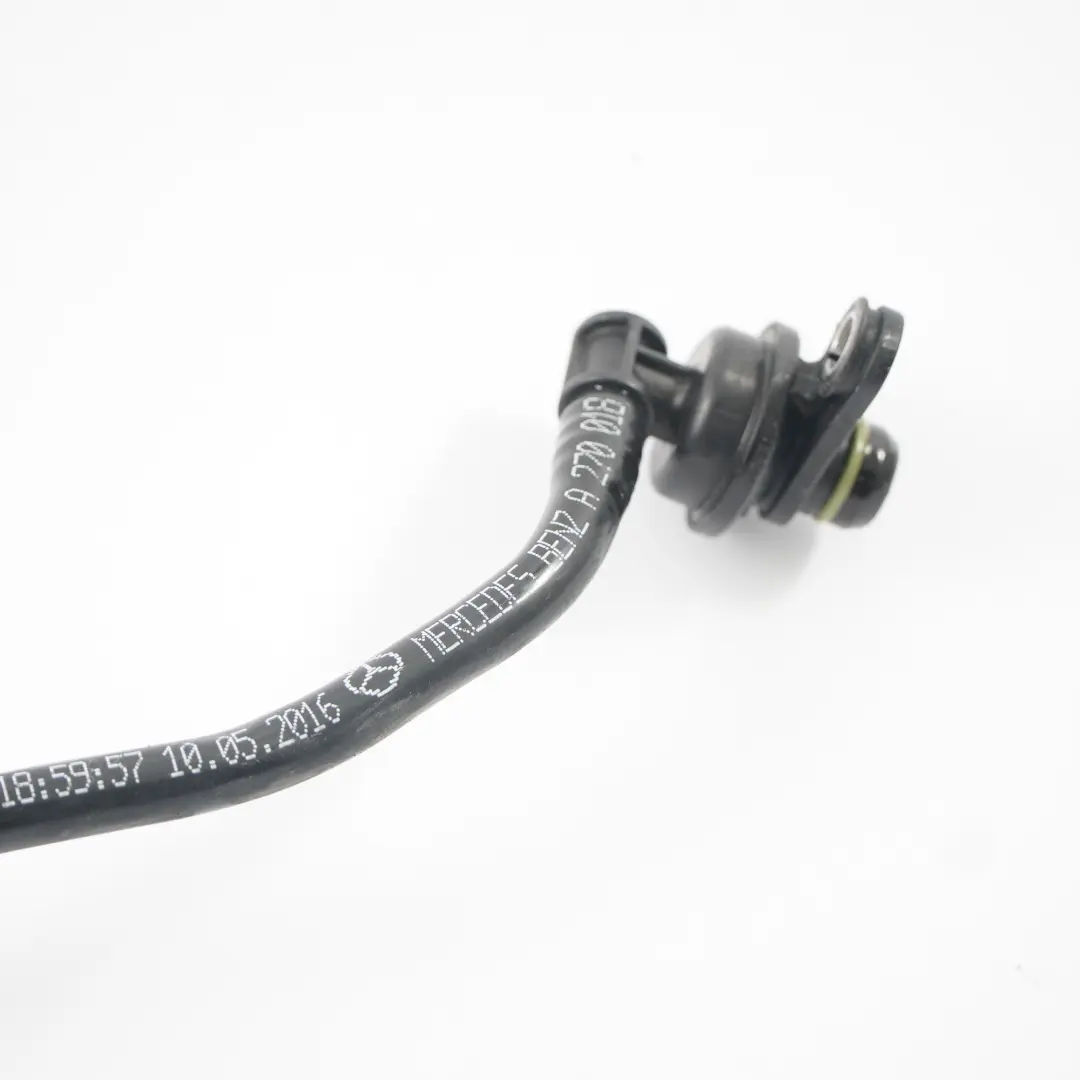 Tuyau d'aspiration Mercedes W176 A35 M270 Tuyau pour moteur essence pour à propos du numéro de pièce A2700181000 Tuyau d'aspiration Mercedes W176 A35 M270 Tuyau pour moteur essence - SKU A2700181000 - Numéro de pièce A2700181000