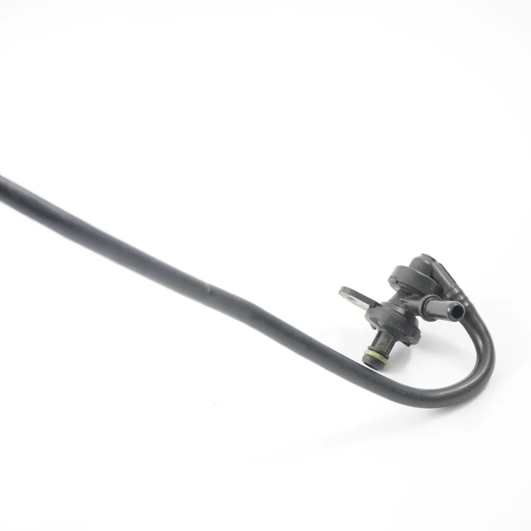 Tubo Vacío Mercedes C117 W176 W246 M270 Motor Gasolina Manguera para con número de pieza A2700183900 Tubo Vacío Mercedes C117 W176 W246 M270 Motor Gasolina Manguera - SKU A2700183900 - Número de pieza A2700183900