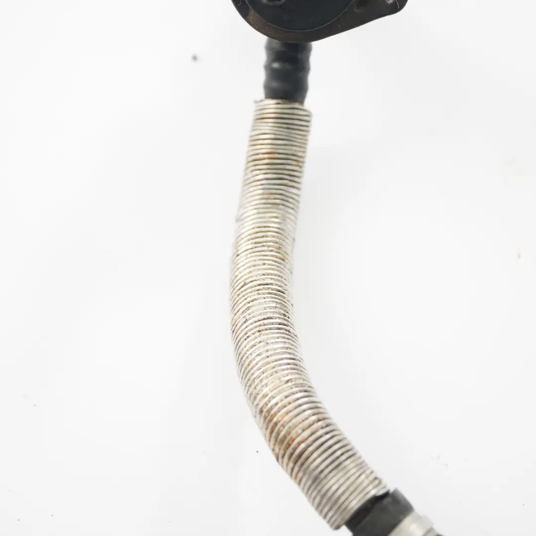 M270 Engine Bleed Pipe Pressure Hose Line Petrol to Mercedes W176 with Part number A2700184300 Mercedes W176 M270 Engine Bleed Pipe Pressure Hose Line Petrol - SKU A2700184300 - Part number A2700184300