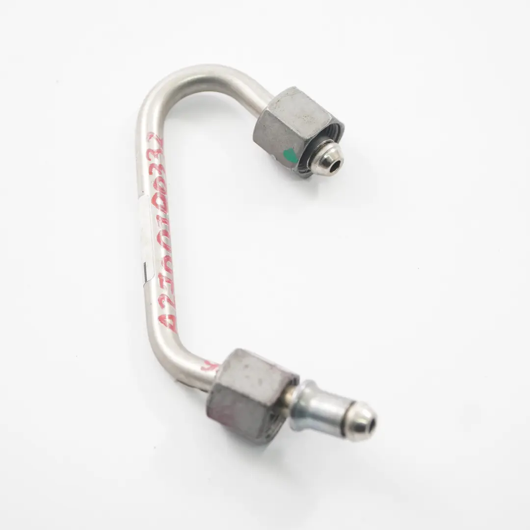 carburante Mercedes C117 W176 W246 M270 Tubo alta pressione per Linea con numero di parte A2700700332 Linea carburante Mercedes C117 W176 W246 M270 Tubo alta pressione - SKU A2700700332 - Numero di parte A2700700332