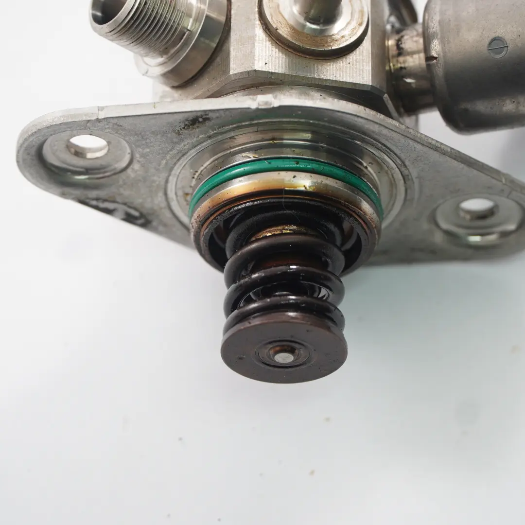 Mercedes W176 W246 M270 Pompa Paliwa Wtryskowa - SKU A2700700501 - Numer Części A2700700501