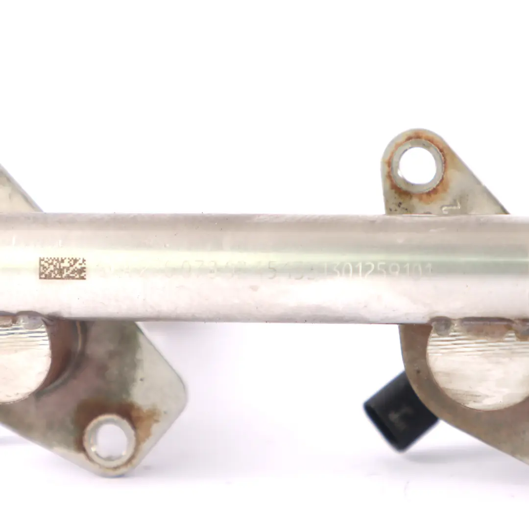 Rail iniezione carburante Mercedes W176 benzina Set iniettori carburante per con numero di parte A2780700687 Rail iniezione carburante Mercedes W176 benzina Set iniettori carburante - SKU A2700701595 - Numero di parte A2780700687