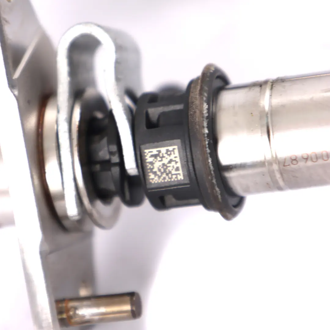 Listwa Wtryskowa Wtryski Zestaw do Mercedes W176 Benzyna o numerze A2780700687 Mercedes W176 Benzyna Listwa Wtryskowa Wtryski Zestaw - SKU A2700701595 - Numer Części A2780700687