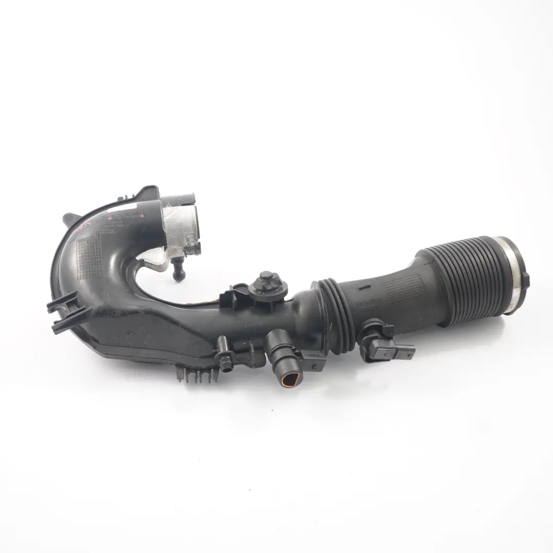 Tuyau D'Admission D'Air Mercedes W176 W246 M270 Tuyau D'Intercooler pour à propos du numéro de pièce A2700901029 Tuyau D'Admission D'Air Mercedes W176 W246 M270 Tuyau D'Intercooler - SKU A2700901029 - Numéro de pièce A2700901029