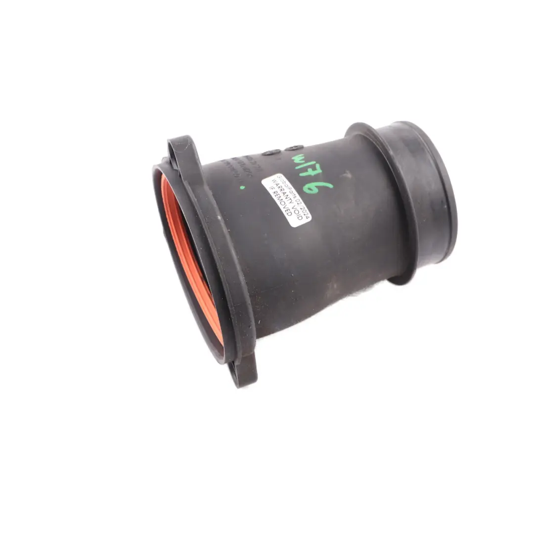 M270 Tuyau D'Admission D'Air Boîte Filtre Essence pour Mercedes W176 à propos du numéro de pièce A2700940011 Mercedes W176 M270 Tuyau D'Admission D'Air Boîte Filtre Essence - SKU A2700940011 - Numéro de pièce A2700940011