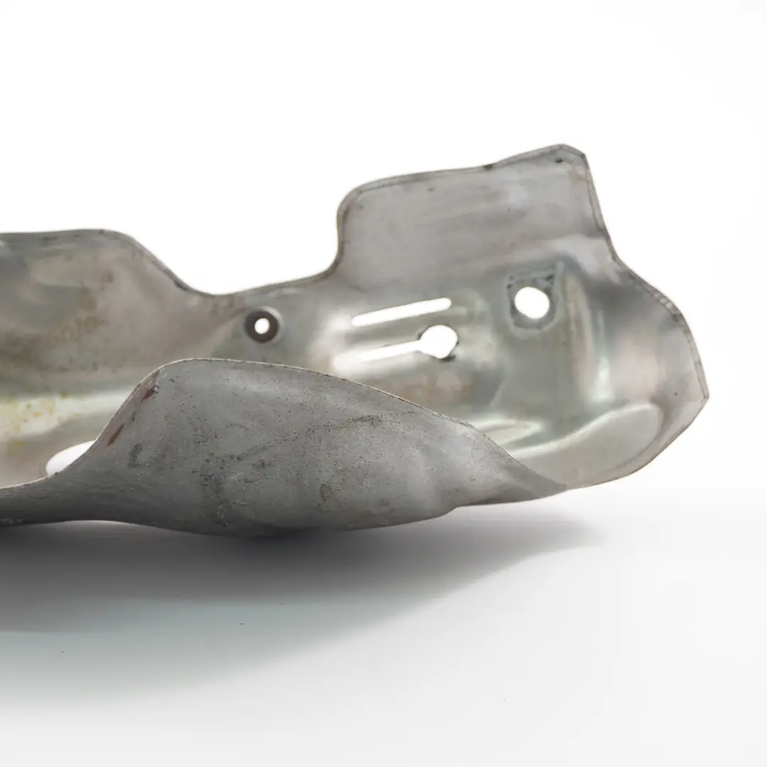 M270 Turbolader Turbo Hitzeschild Platte A2701420920 für Mercedes W176 W246 mit Teilenummer A2701420000 Mercedes W176 W246 M270 Turbolader Turbo Hitzeschild Platte A2701420920 - SKU A2701420000 - Teilenummer A2701420000